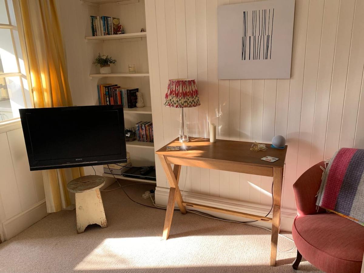 Spacious Comfortable Flat With Free Parking In East Finchley, Muswell Hill & Close To Alexandra Palace Londres Extérieur photo